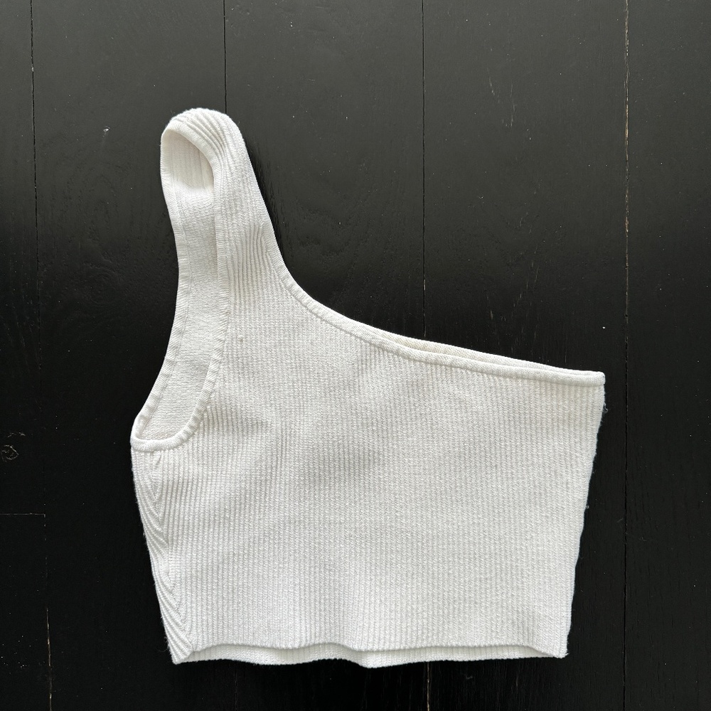 ARITZIA Babaton Sculpt One Shoulder Top